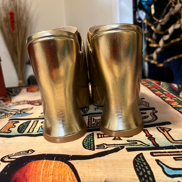 Metallic Gold clogs.. - Picture 3 of 3